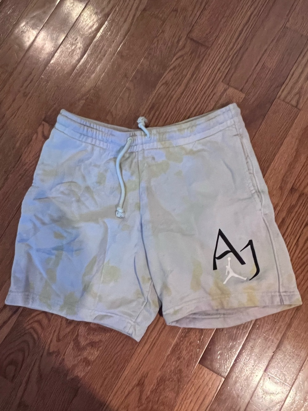 Jordan shorts men’s small